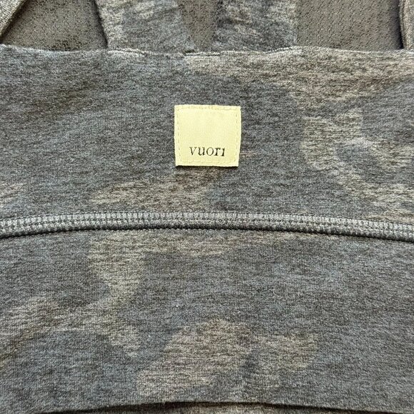Vuori Elevation Bra Black Camo Exercise Gym Activewear Size Large - Picture 3 of 5